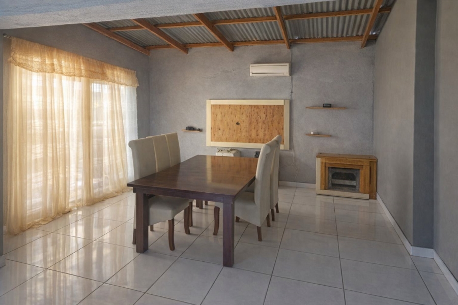 2 Bedroom Property for Sale in Botshabelo Free State
